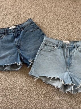 Abercrombie & Fitch Frayed Hem Denim Shorts Duo - Light Blue & Medium Blue